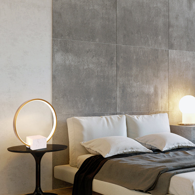 Modern Style Circle Shape Table Lamp Metal 1-Light Night Table Lamp in White