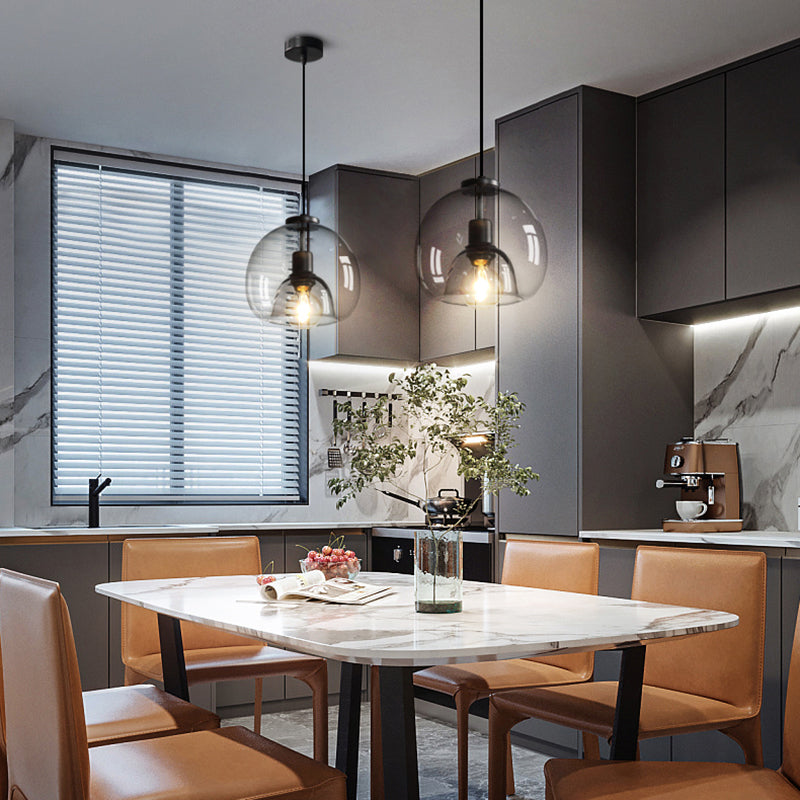 Glazen zwarthangende lamp in moderne artistieke stijl Iron Globe Hanglamp voor eetkamer