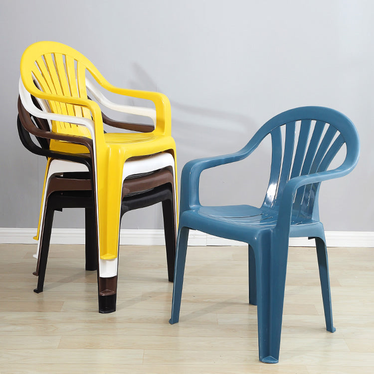 Silla lateral de plástico contemporánea con respaldo Windsor, silla lateral apilable para uso doméstico