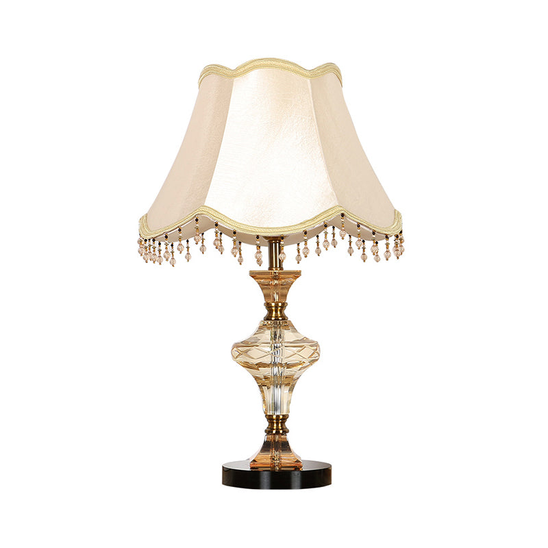 Lámpara de mesita de noche de campana de paneles beige 1 Luz de la noche de cristal facetado con la base con base en el jarrón