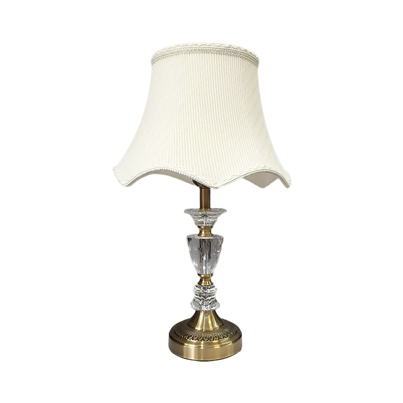 Lampe à table festonnée moderne Crystal Crystal 1 Livrer la table de chevet de salon en or