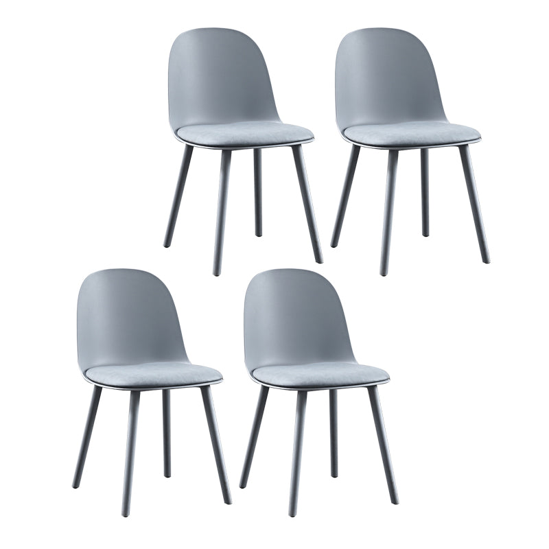 Silla auxiliar de comedor escandinavo de plástico Silla de comedor Parsons con acabado mate (juego de 4)