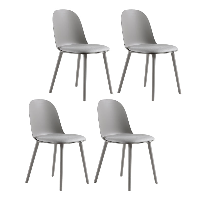 Silla auxiliar de comedor escandinavo de plástico Silla de comedor Parsons con acabado mate (juego de 4)