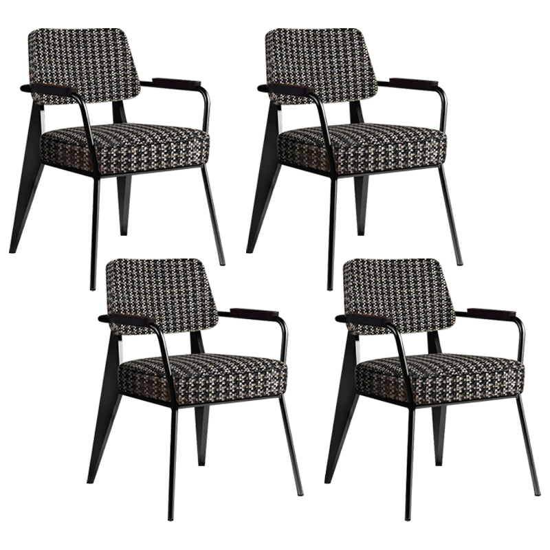 Sillón escandinavo interior Silla de comedor tapizada de metal con respaldo abierto