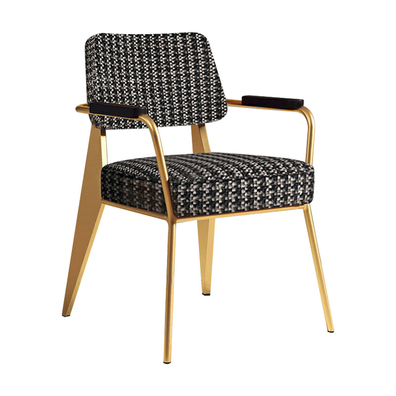 Sillón escandinavo interior Silla de comedor tapizada de metal con respaldo abierto
