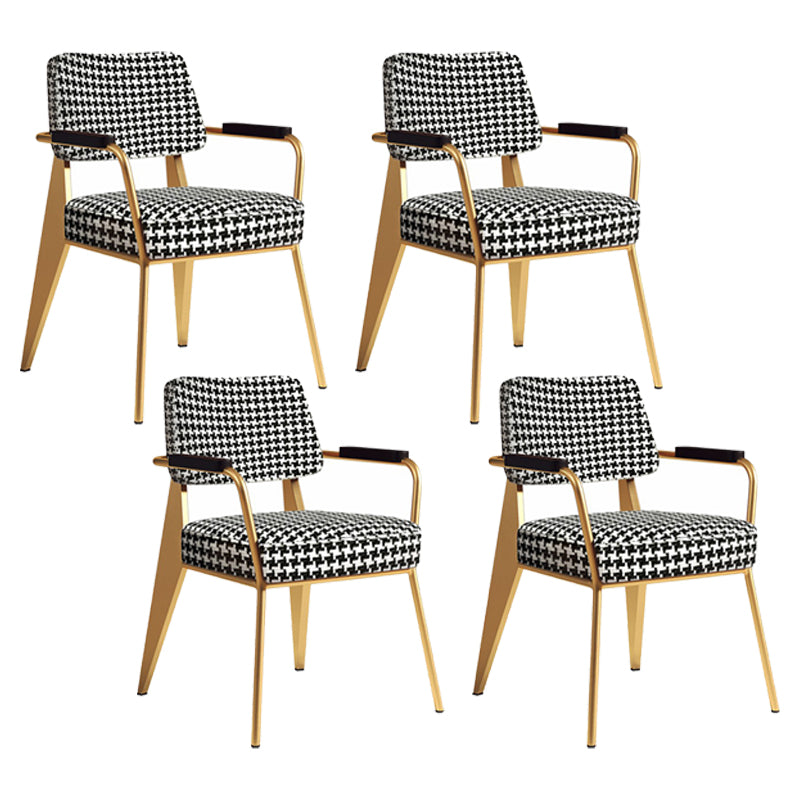 Sillón escandinavo interior Silla de comedor tapizada de metal con respaldo abierto