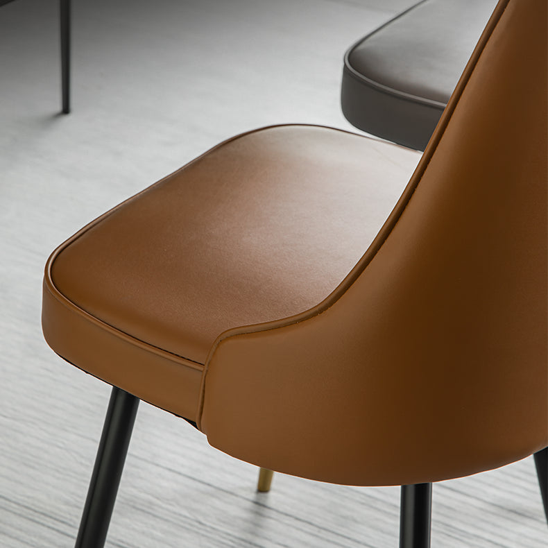El comedor de metal Glam preside la silla sin brazos de Parsons de comedor de cuero sintético para uso en restaurantes