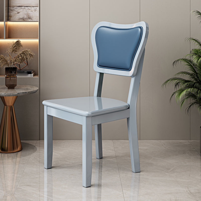 Silla lateral escandinava interior tapizada de madera Silla de comedor con respaldo abierto