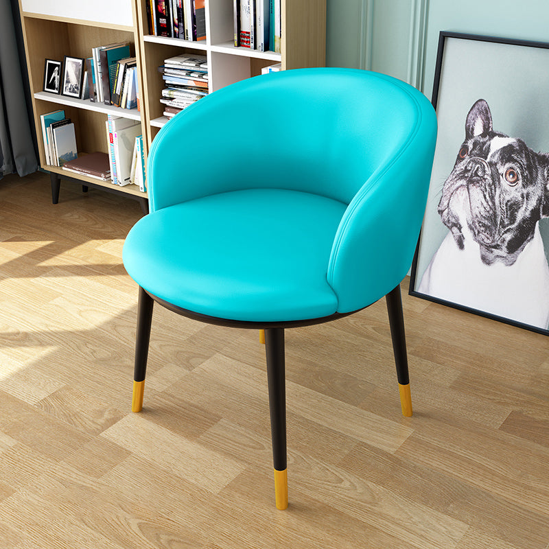 Silla lateral escandinava interior Silla de comedor tapizada de metal con respaldo Parsons