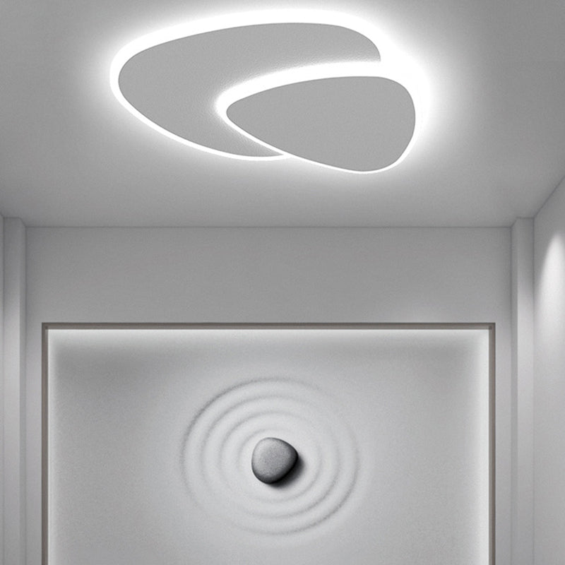 Lámpara de techo LED blanca acrílica con montaje empotrado ovalado de hierro lacado moderno y sencillo