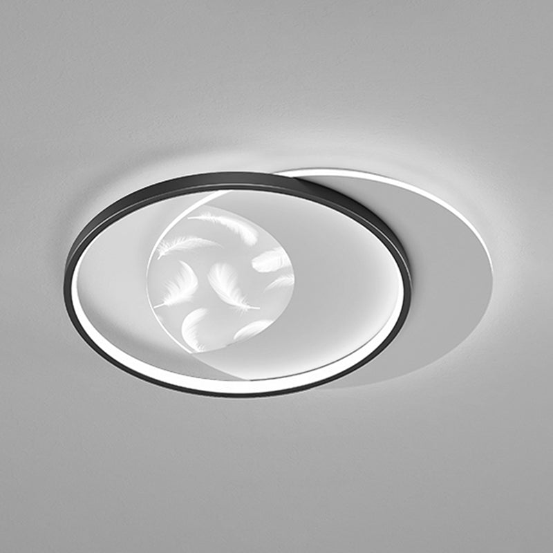 Montaggio a incasso a LED circolare in acrilico nella moderna semplicità della plafoniera in piuma di ferro per camera da letto