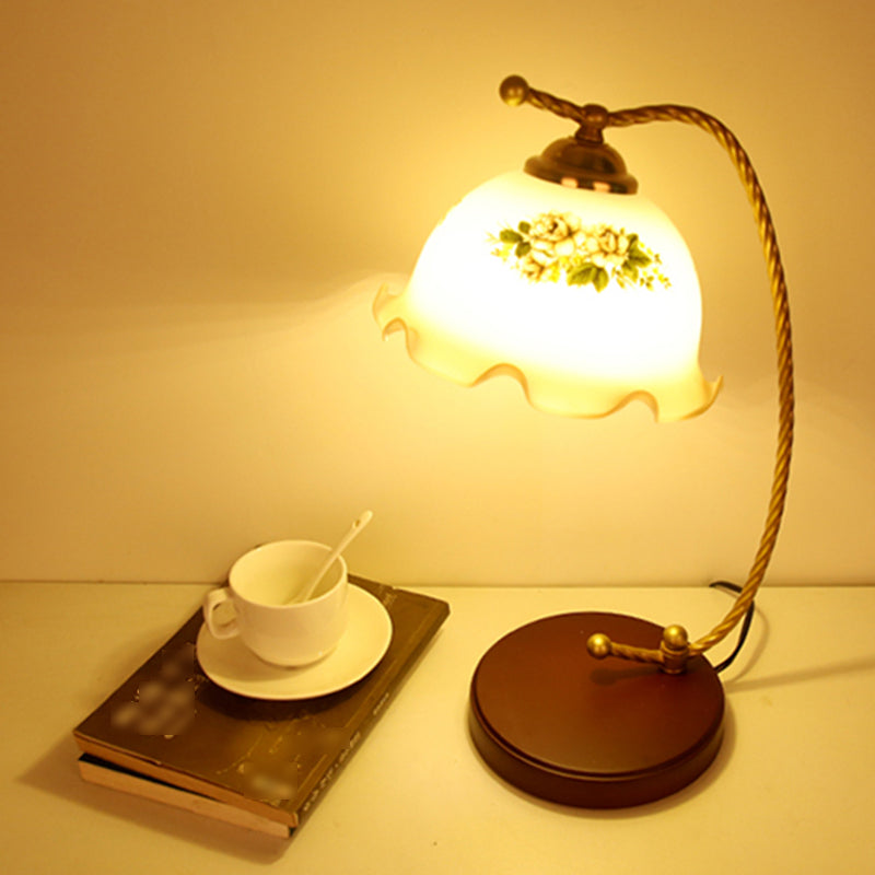 Modern Style Flower Shape Table Lamp Glass 1 Light Table Light