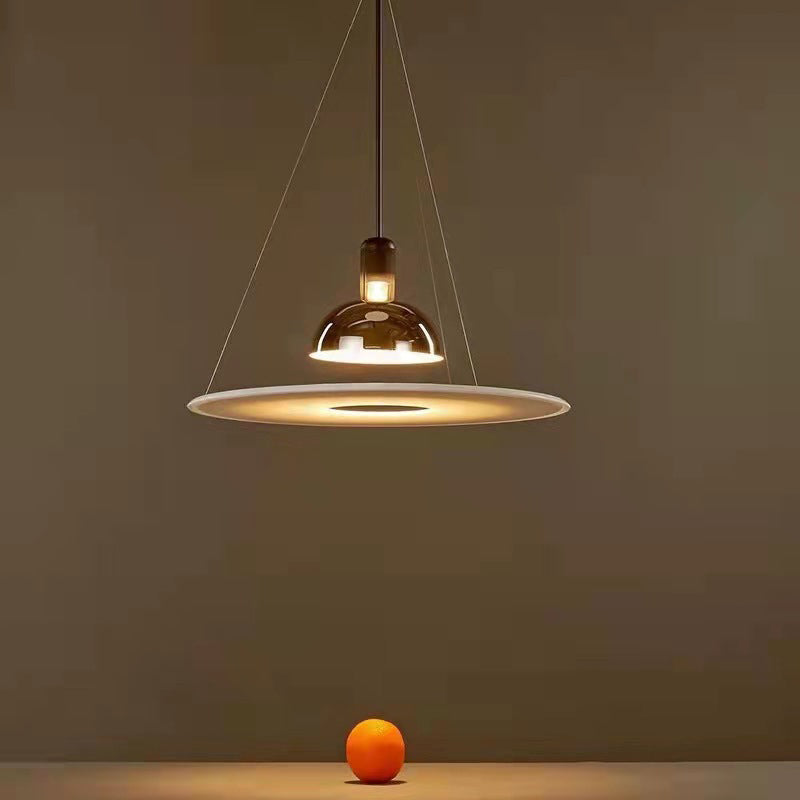 Postmoderne stijl UFO -vorm hangend licht metaal 1 lichte hanglamp voor eetkamer