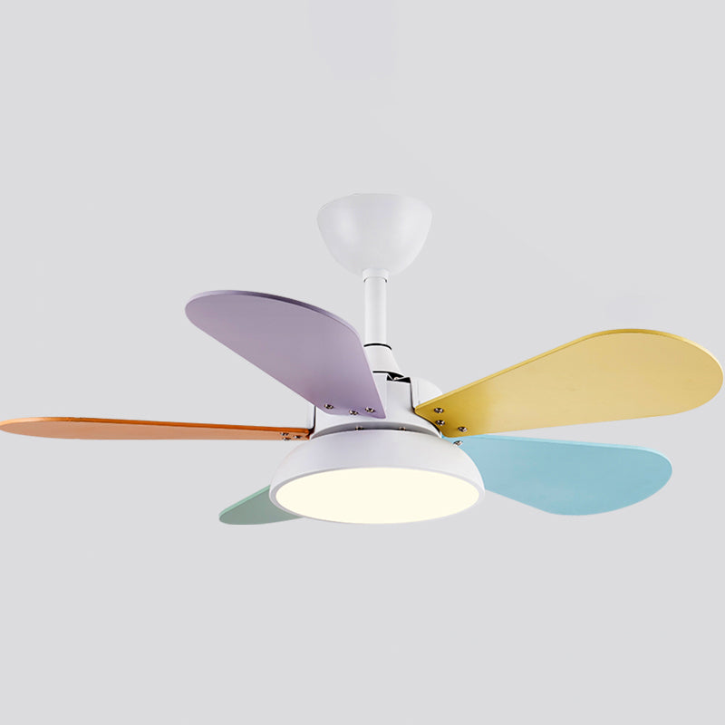 Kids Creative LED Fan Pendant Light Iron Fan Chandelier with Colorful Wooden Lamina