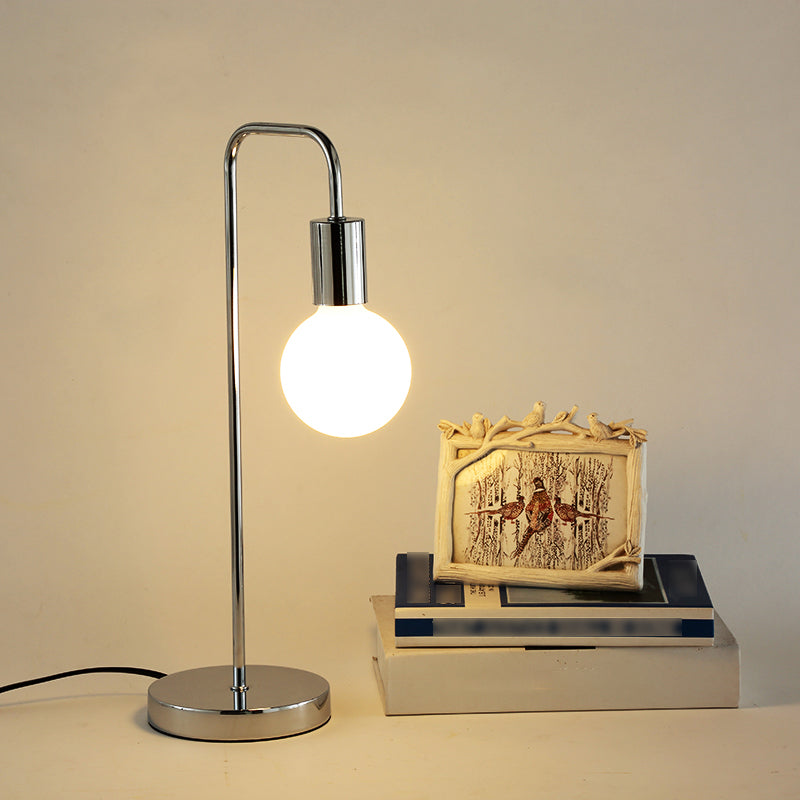 Modern Style Unique Shape Table Lamp Metal Single Light Table Light