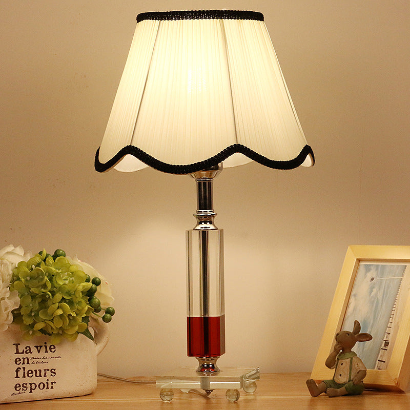 Weißer überbackener Nachttisch Licht Minimalist 1 Kopf klarer K9 Kristall Nachttisch Lampe für Schlafzimmer
