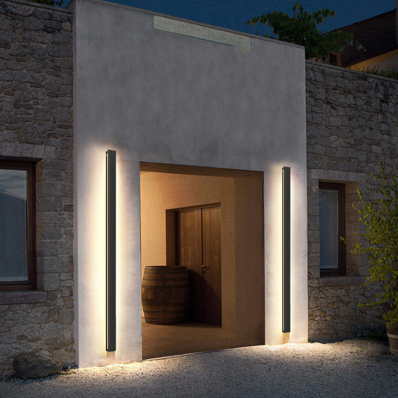 Modern Style Linear Wall Sconce Lights Metal 1 Light Wall Lighting Ideas in Black