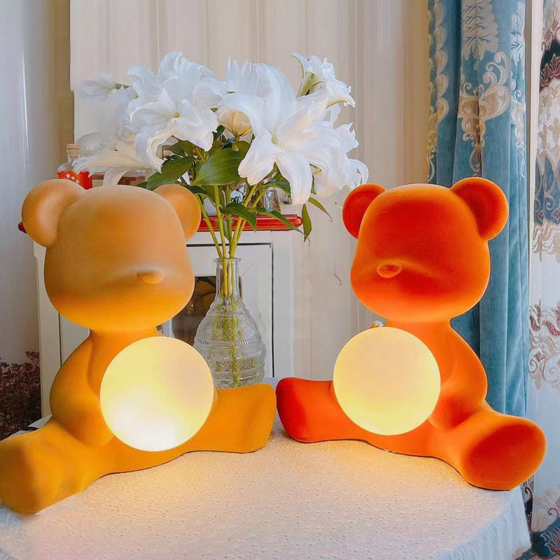 Modern Style Bear Shape Table Lamp Resin One Light Table Light