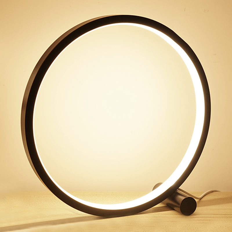Lampada da tavolo Circle 1 luce Lampade da comodino contemporanee in metallo per camera da letto