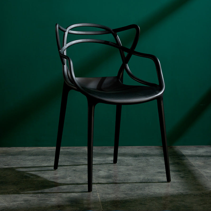 Sillas de comedor de cocina de estilo moderno Silla auxiliar con brazo de comedor con patas de plástico