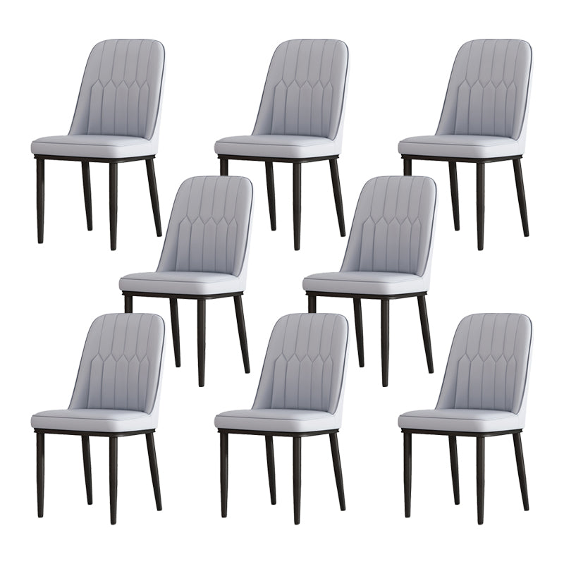 Silla de comedor de metal de estilo escandinavo, silla sin brazos con respaldo sólido