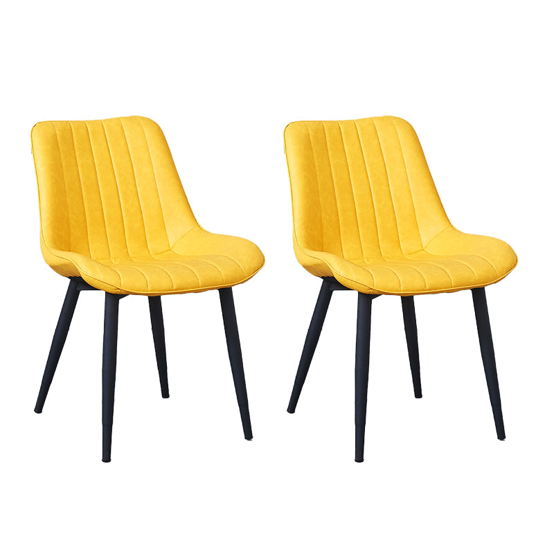Silla lateral escandinava interior Silla de comedor con respaldo sólido tapizada de metal