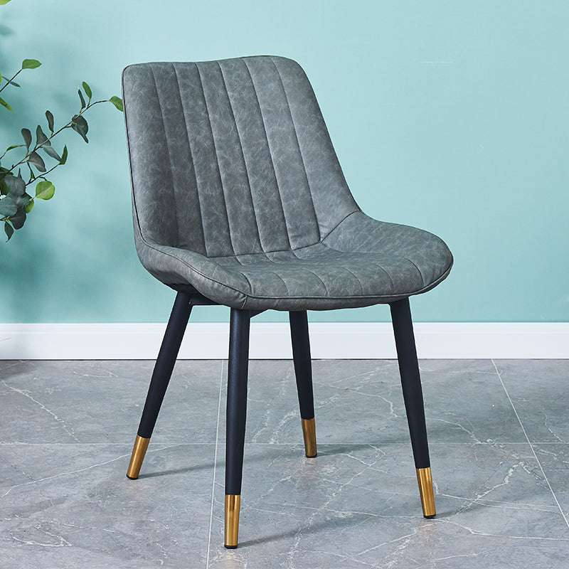 Silla lateral escandinava interior Silla de comedor con respaldo sólido tapizada de metal