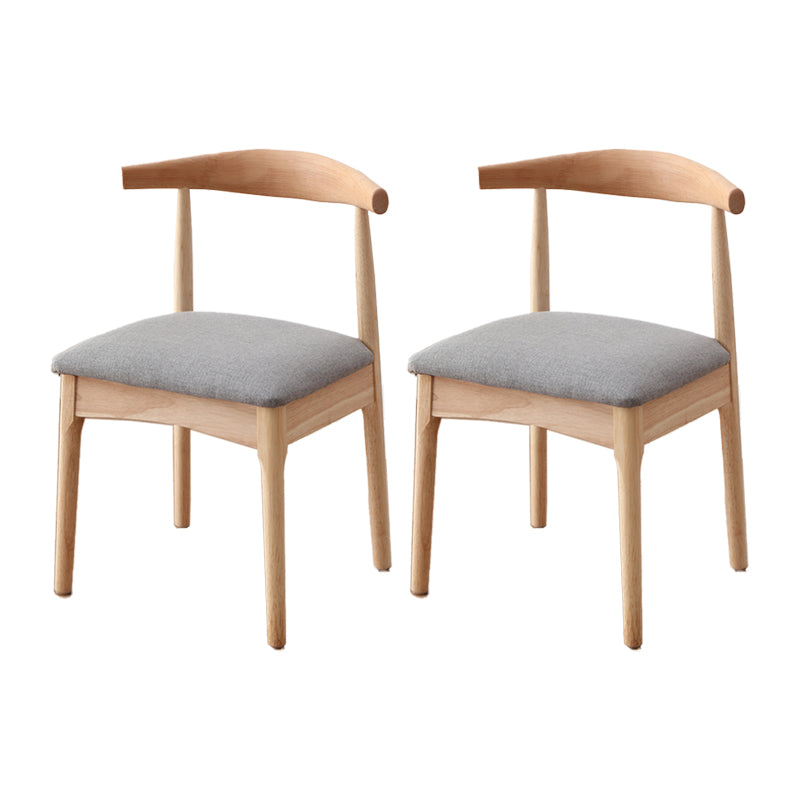 Silla auxiliar escandinava de interior tapizada de madera con respaldo abierto (juego de 2)