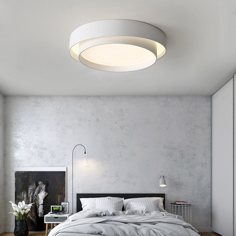 Gelakte ijzeren LED-plafondlamp in moderne minimalistische stijl, ronde inbouw van acryl