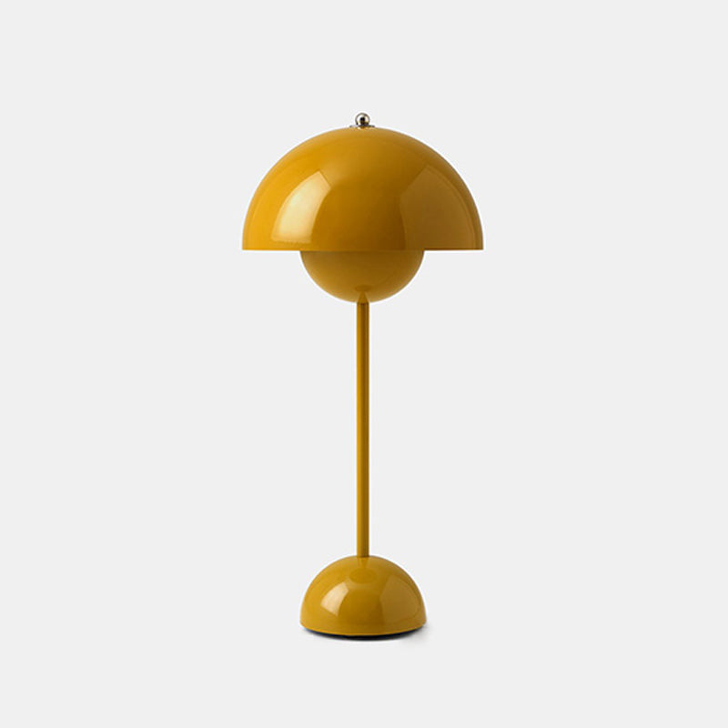 Lampada da tavolo a cupola a 1 luce Lampade da comodino contemporanee in metallo per camera da letto