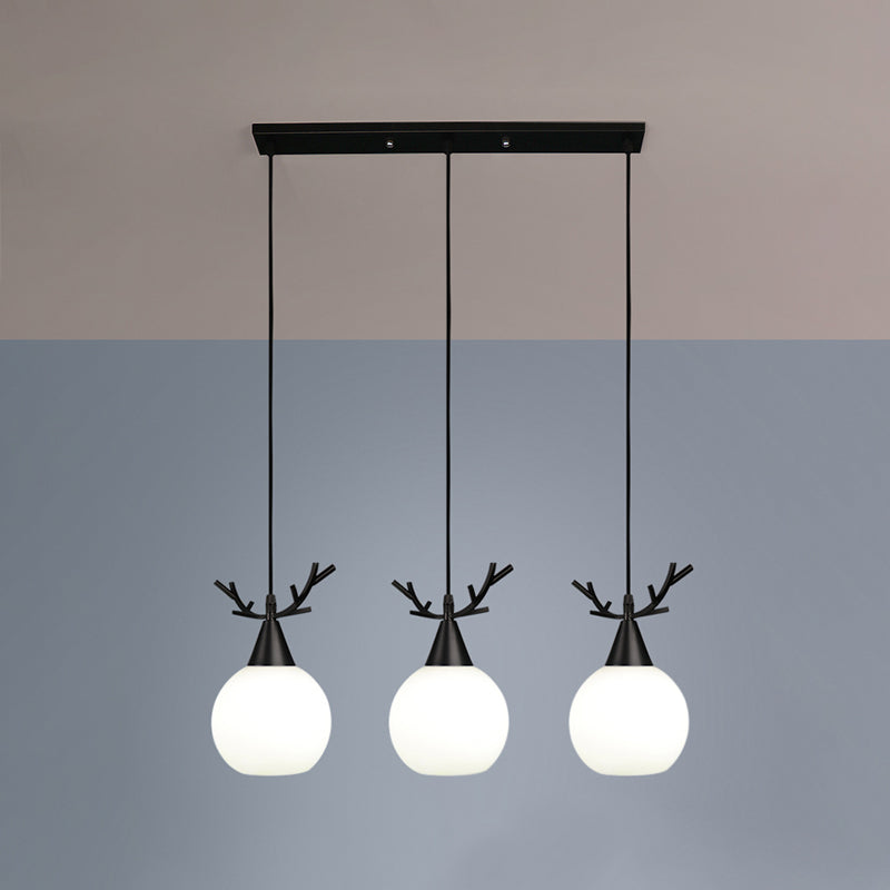 Modern Creative Creative Creative Light Lampade in ferro laccata lampada appesa con tonalità di vetro bianco