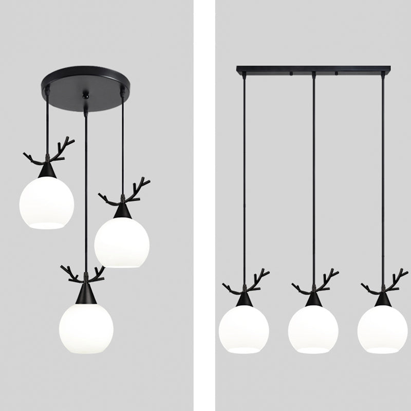 Modern Creative Creative Creative Light Lampade in ferro laccata lampada appesa con tonalità di vetro bianco