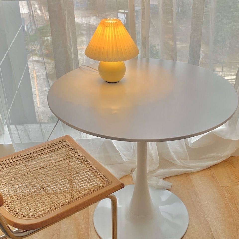 Metal Contemporary Round Dining Table Tulip Base Table for Dining Room and Kitchen