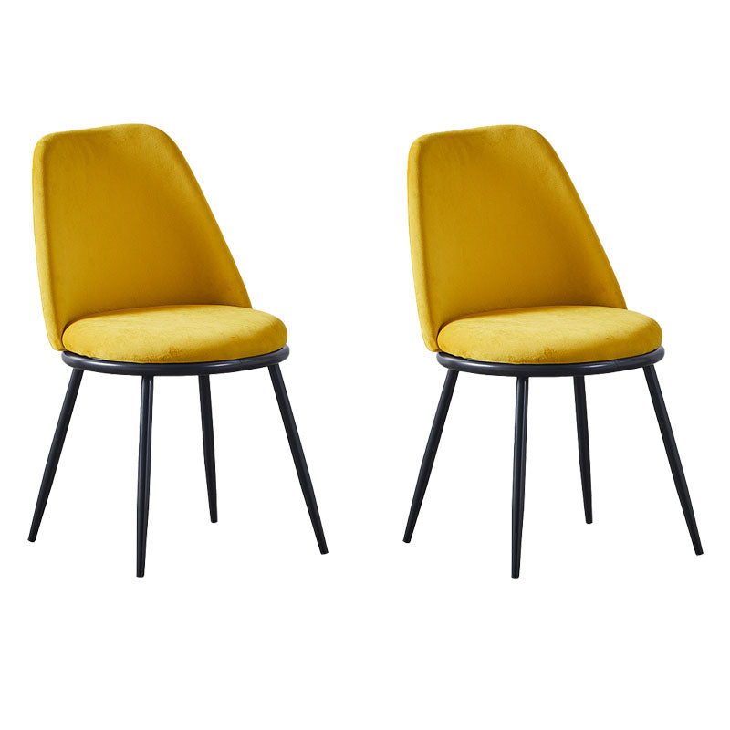 Silla auxiliar de comedor escandinavo de terciopelo Silla de comedor con acabado mate Parsons