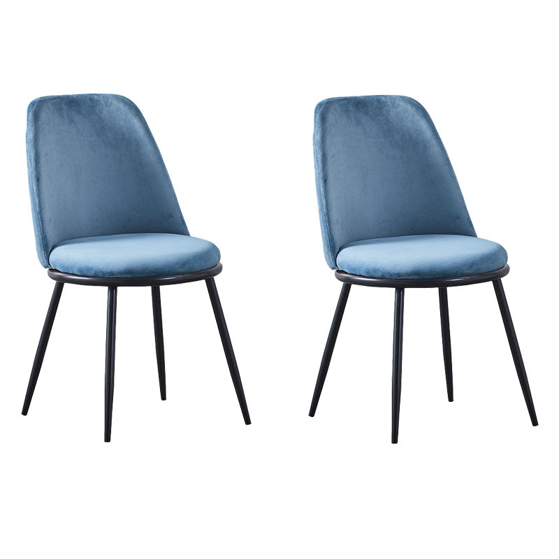 Silla auxiliar de comedor escandinavo de terciopelo Silla de comedor con acabado mate Parsons