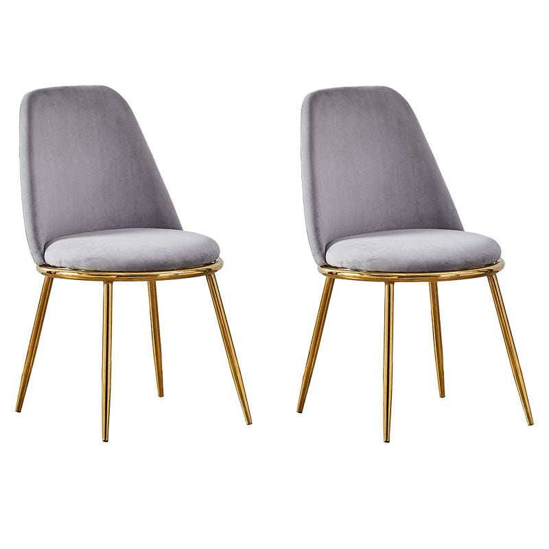 Silla auxiliar de comedor escandinavo de terciopelo Silla de comedor con acabado mate Parsons