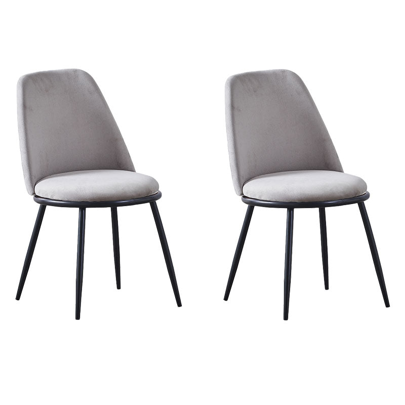 Silla auxiliar de comedor escandinavo de terciopelo Silla de comedor con acabado mate Parsons