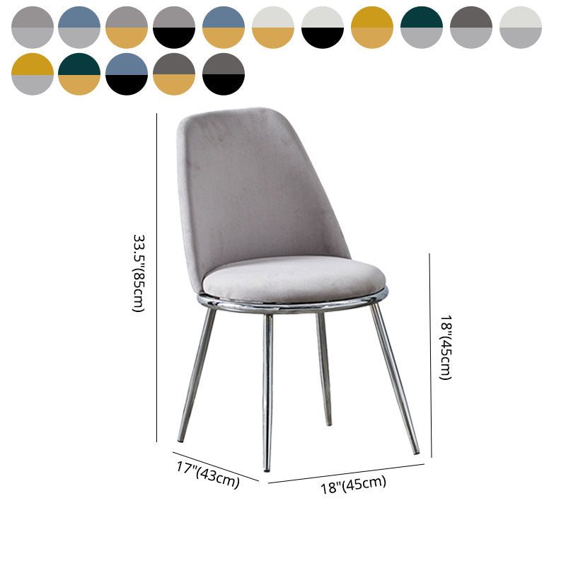 Silla auxiliar de comedor escandinavo de terciopelo Silla de comedor con acabado mate Parsons