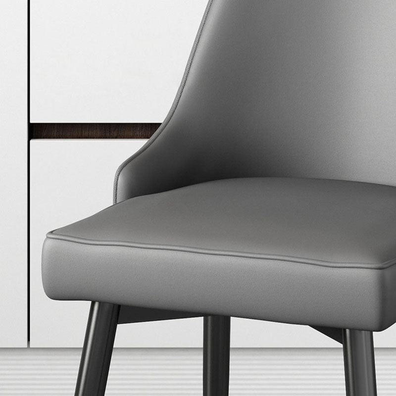 Sillas sin brazos de comedor de metal Glam, sillas Parsons de comedor de cuero PU para restaurante