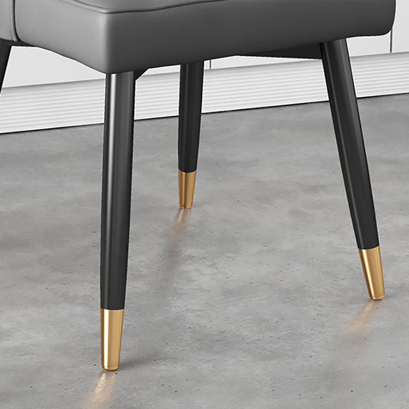 Sillas sin brazos de comedor de metal Glam, sillas Parsons de comedor de cuero PU para restaurante