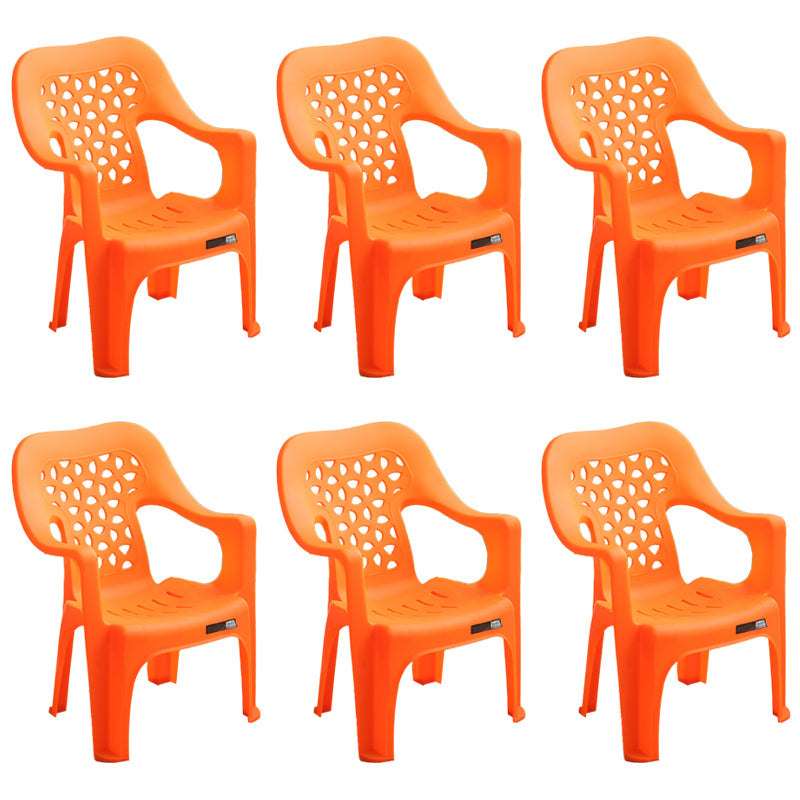 Sillas plásticas contemporáneas del comedor que cenan la silla apilable del brazo para el uso en el hogar