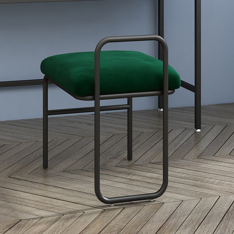 Silla de comedor de metal de estilo nórdico, silla de comedor individual sin brazos de terciopelo para uso doméstico