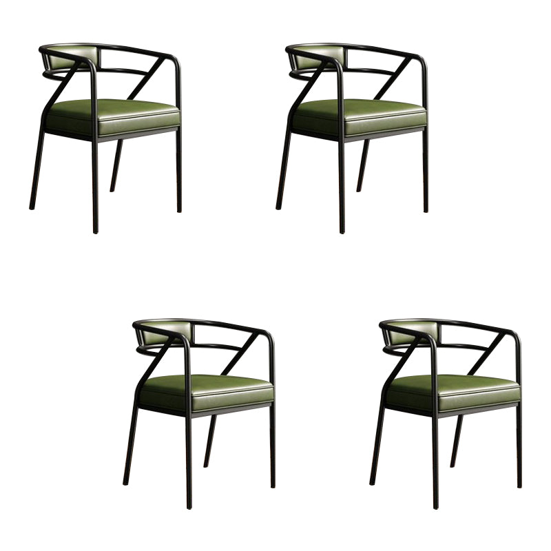 Silla de comedor industrial tapizada con respaldo abierto y acabado mate (juego de 4)
