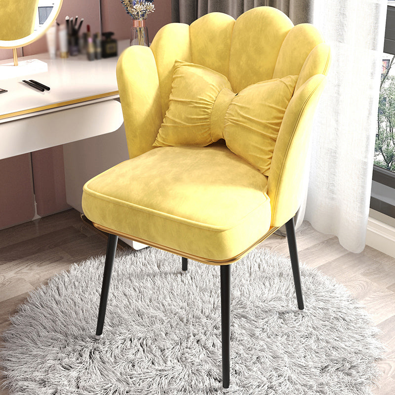 Silla de comedor tapizada de estilo escandinavo, silla individual con respaldo sólido para el hogar