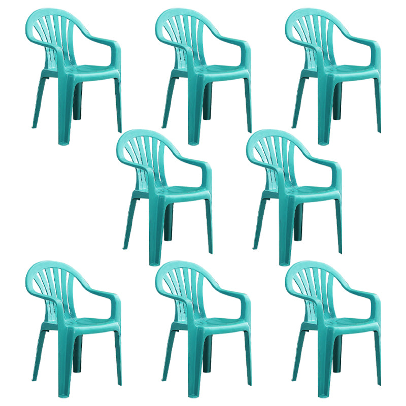 El hogar moderno que cena el brazo preside los sillones de comedor apilables plásticos Windsor