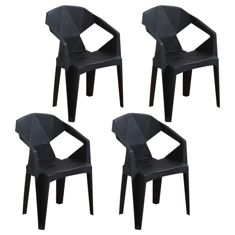 El plástico moderno que cena las sillas del brazo abre la parte posterior que apila los sillones de cena