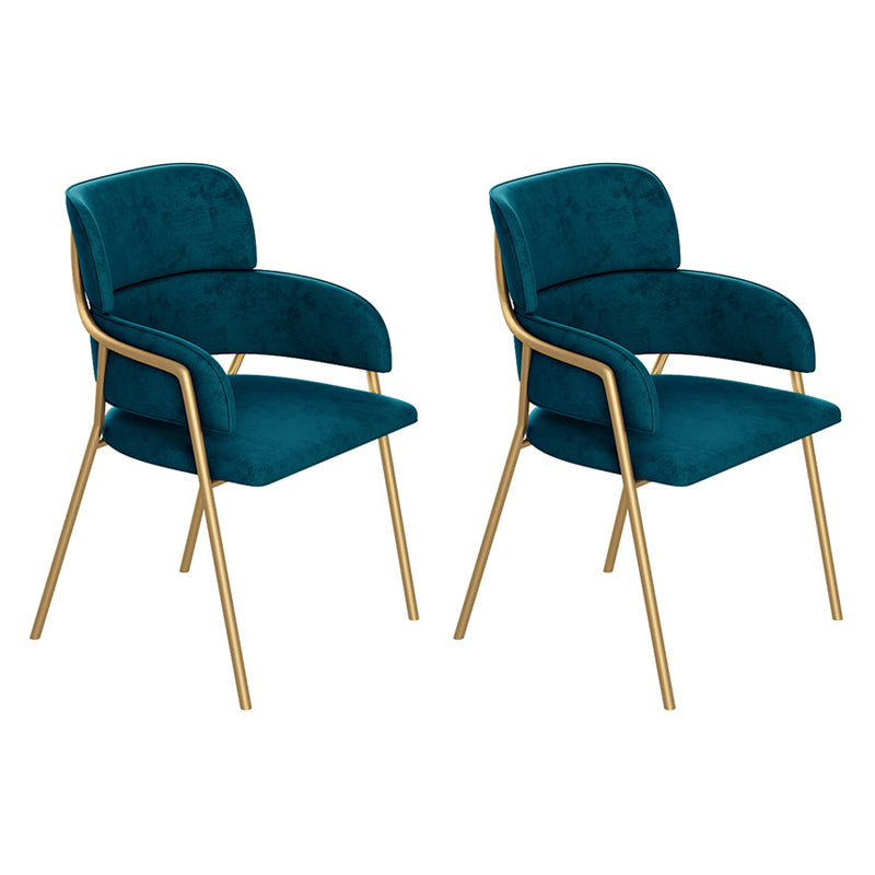 El comedor del metal del estilo nórdico preside el sillón del terciopelo para el restaurante