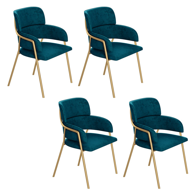 El comedor del metal del estilo nórdico preside el sillón del terciopelo para el restaurante