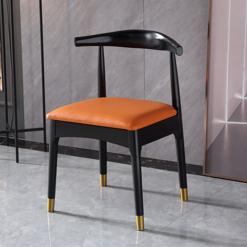 Silla lateral interior escandinava tapizada en madera Silla de comedor con respaldo abierto