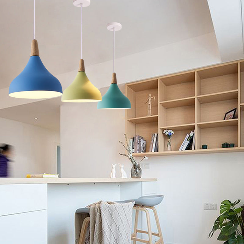 Shade de couverture en métal.